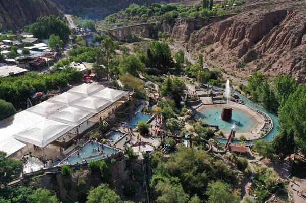 Termas de Cacheuta + Potrerillos